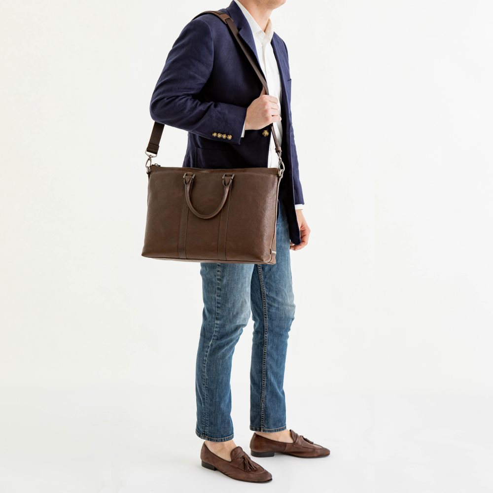 Brahmin | Men's Beckett Cocoa Brown Manchester